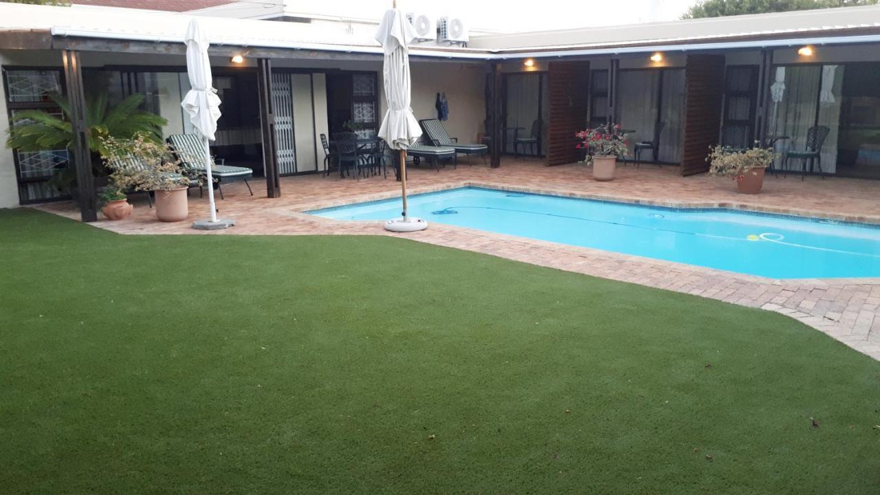 Majorca House Bed & Breakfast Somerset West Dış mekan fotoğraf